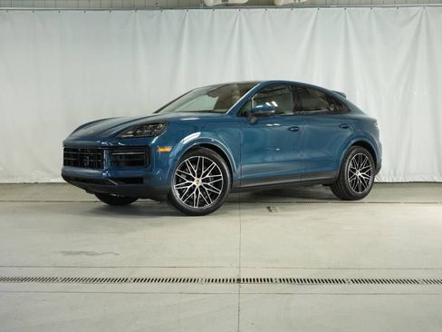 New 2026 Porsche Cayenne Coupe AWD/4WD image 1