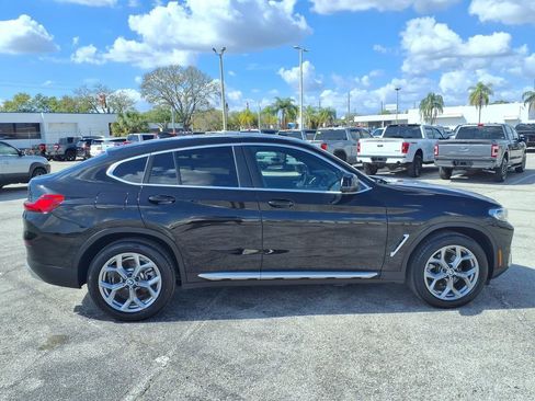 Used 2025 BMW X4 xDrive30i image 8