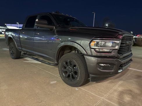 Used 2021 RAM 2500 Laramie w/ Night Edition image 2