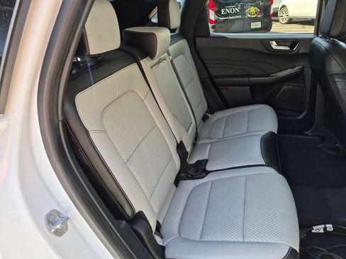 Certified 2023 Ford Escape SE FWD image 37