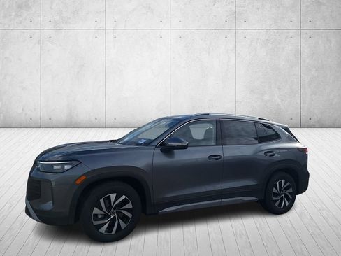 New 2026 Volkswagen Tiguan S image 1