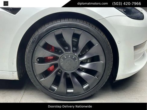Used 2021 Tesla Model 3 Performance image 37