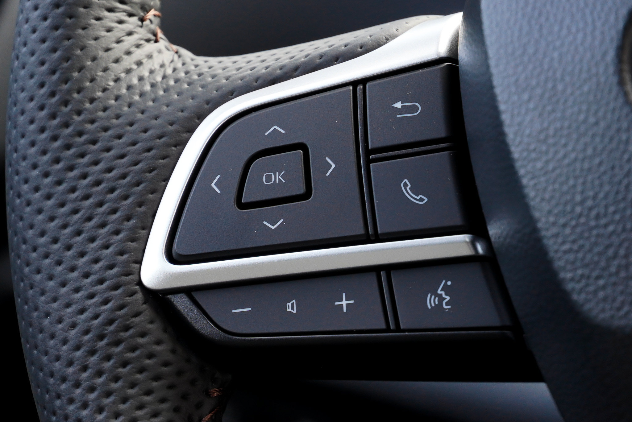 New 2026 Toyota Sienna Platinum AWD/4WD image 38
