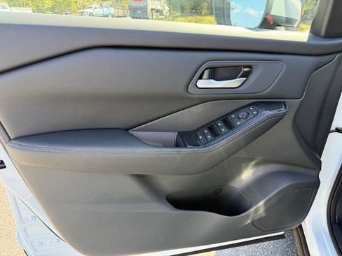 New 2026 Nissan Rogue SV w/ Cold Weather Package image 10