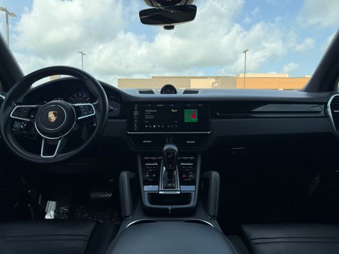 Used 2019 Porsche Cayenne AWD/4WD image 10