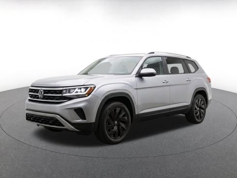 Used 2026 Volkswagen Atlas SE FWD image 6