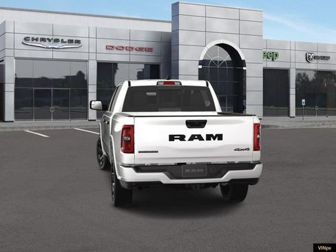 New 2025 RAM 1500 Big Horn AWD/4WD image 13
