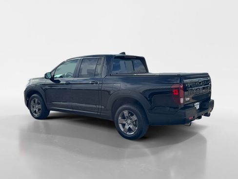 Used 2024 Honda Ridgeline TrailSport image 3