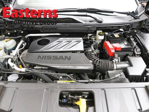 Used 2023 Nissan Rogue SV AWD/4WD image 7