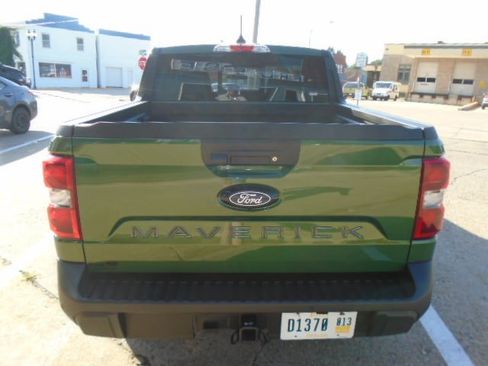 Used 2025 Ford Maverick Lariat AWD/4WD image 6