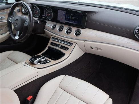 Used 2018 Mercedes-Benz E 400 4MATIC Coupe image 19