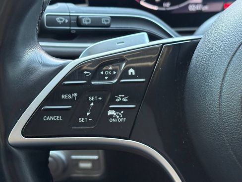 Used 2024 Mercedes-Benz GLS 450 4MATIC image 18