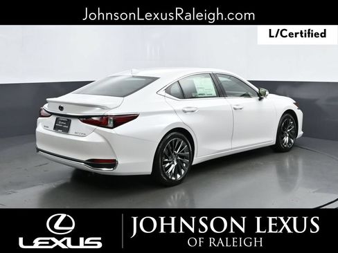 Certified 2025 Lexus ES 300h Ultra Luxury FWD image 9