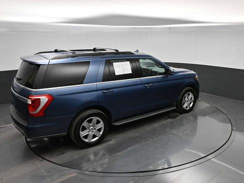 Used 2020 Ford Expedition XLT w/ Equipment Group 202A AWD/4WD image 31