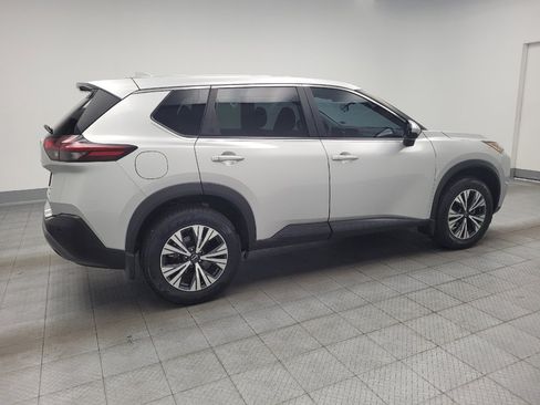 Used 2022 Nissan Rogue SV FWD image 10
