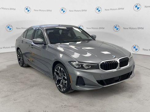 New 2026 BMW 330i xDrive Sedan w/ Premium Package AWD/4WD image 5
