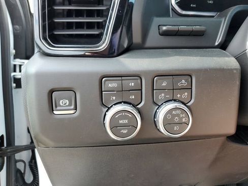New 2026 GMC Sierra 1500 AT4 w/ AT4 Premium Package AWD/4WD image 31
