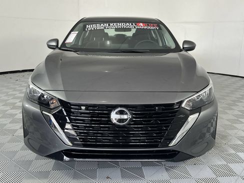 Used 2025 Nissan Sentra SV FWD image 3