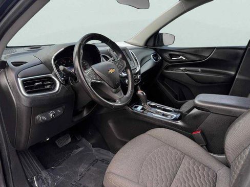 Used 2020 Chevrolet Equinox LT FWD image 16