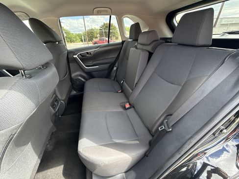 Certified 2025 Toyota RAV4 LE FWD image 24