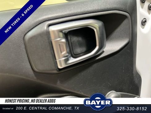 Used 2018 Jeep Wrangler Unlimited Sport AWD/4WD image 21