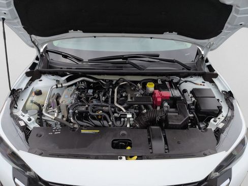 Used 2025 Nissan Sentra SV FWD image 11