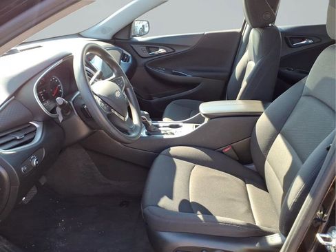 Used 2024 Chevrolet Malibu LT image 24