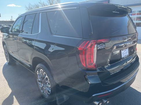 Used 2023 GMC Yukon Denali Ultimate AWD/4WD image 8