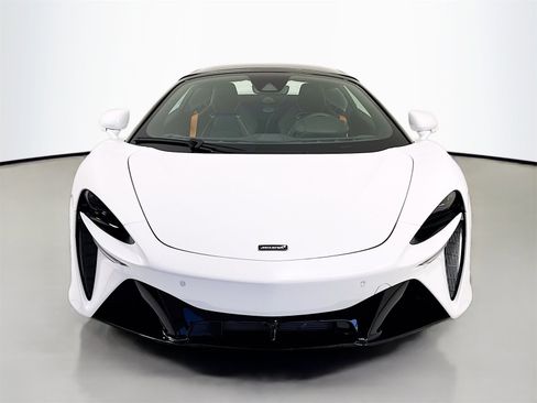 New 2026 McLaren Artura Spider image 2