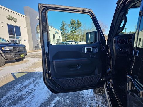 New 2026 Jeep Gladiator Rubicon w/ Safety Group AWD/4WD image 12