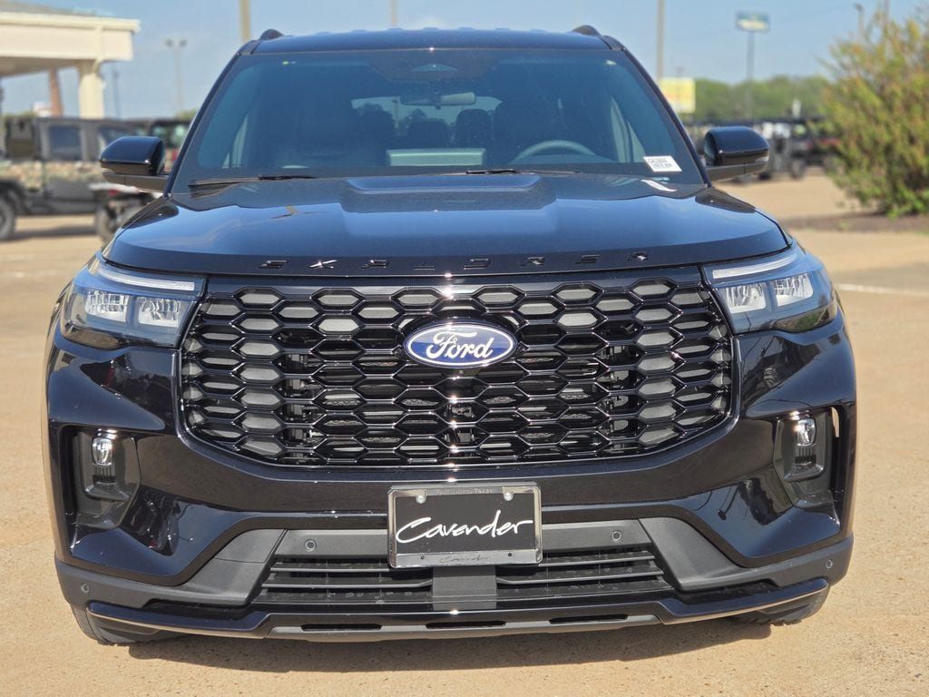 New 2027 Ford Explorer ST-Line RWD image 2