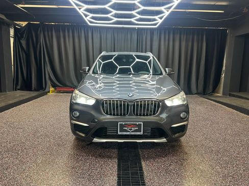 Used 2018 BMW X1 xDrive28i w/ Convenience Package AWD/4WD image 2