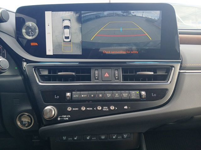 Used 2025 Lexus ES 350 Ultra Luxury w/ Accessory Package (Z1) FWD image 21