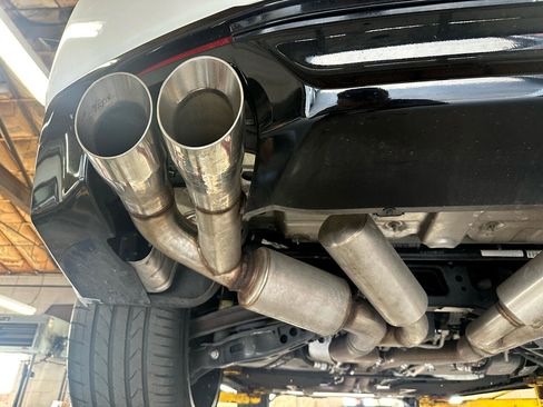 Used 2018 Chevrolet Camaro SS image 57