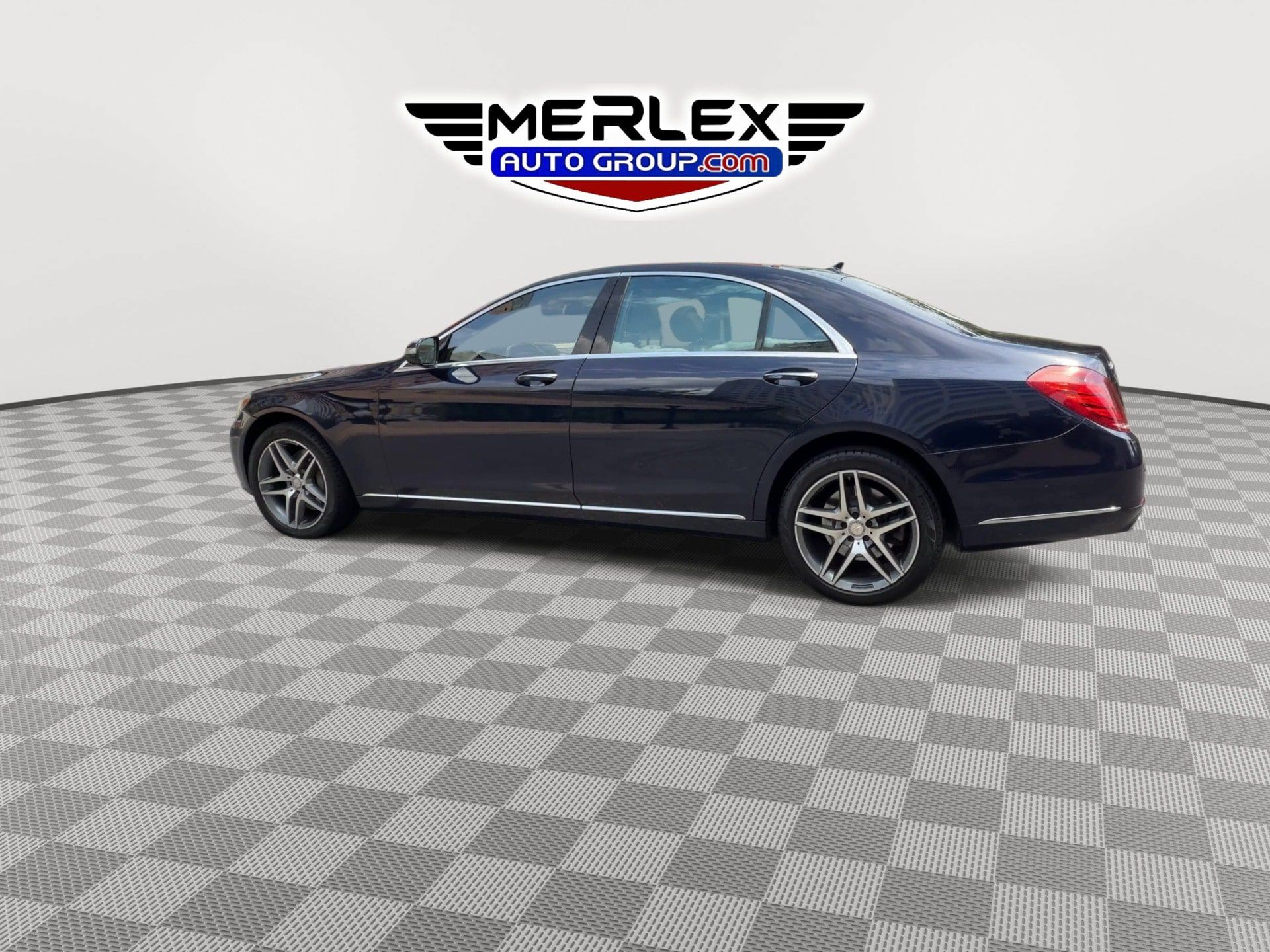 Used 2015 Mercedes-Benz S 550 4MATIC Sedan image 5