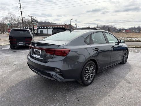 Used 2022 Kia Forte GT-Line w/ GT-Line Technology Package image 3