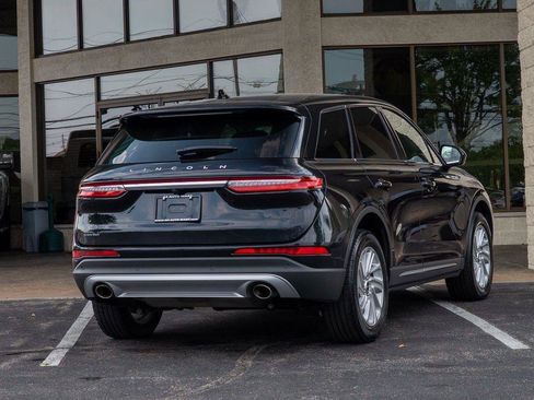 Used 2023 Lincoln Corsair FWD image 3