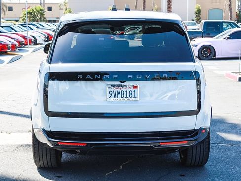 Used 2025 Land Rover Range Rover SE AWD/4WD image 5