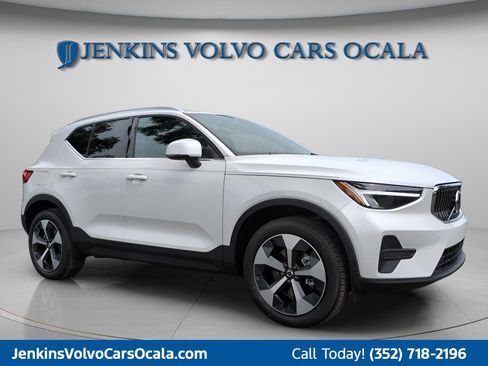 New 2025 Volvo XC40 B5 Core w/ Protection Package Premier image 1