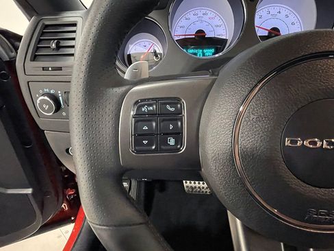 Used 2014 Dodge Challenger SXT image 83