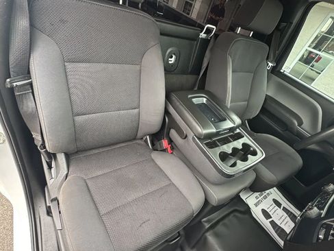 Used 2018 GMC Sierra 1500 2WD Regular Cab image 25