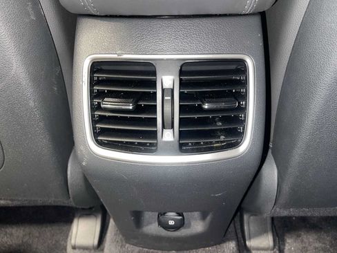 Used 2020 Hyundai Tucson Limited w/ Winter Weather Package AWD/4WD image 25