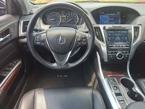 Used 2015 Acura TLX V6 w/ Technology Package FWD image 11