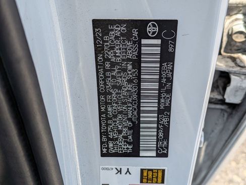 Used 2024 Toyota Prius Prime FWD image 14