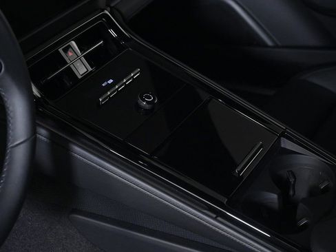 Certified 2026 Porsche Panamera GTS image 26