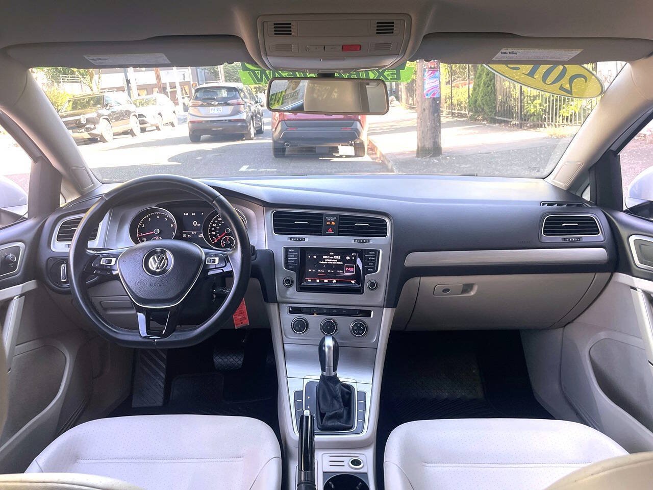 Used 2015 Volkswagen Golf S FWD image 15