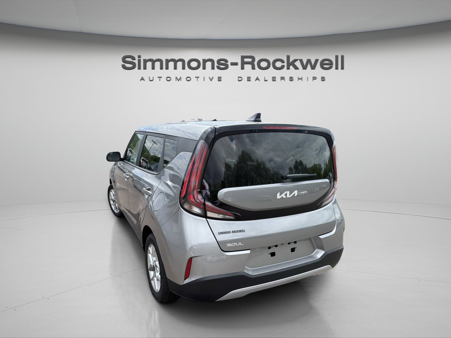 Used 2024 Kia Soul LX w/ Option Group 015 FWD image 3