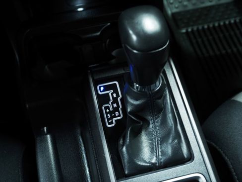 Used 2023 Toyota Tacoma TRD Sport w/ Advanced Technology Package image 20