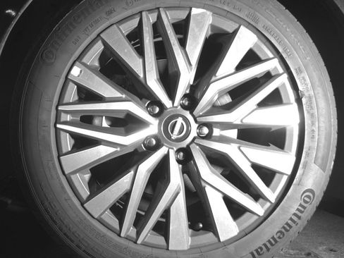 Used 2025 Nissan Altima 2.5 SV image 12