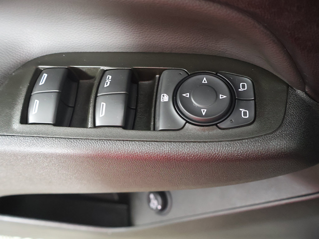 Used 2024 Chevrolet Equinox LT FWD image 36